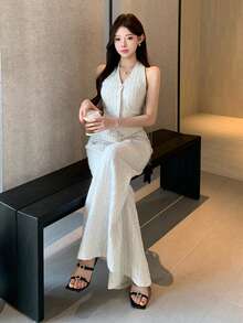 DAZY Women's Elegant Textured V-Neck Camisole And Wide Leg Pants 2 Pieces Set, Spring/Summer - White - View 3