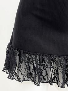 Elamini 女士黑色简约休闲V领蕾丝边修身A字连衣裙 - 黑色 - 查看 5