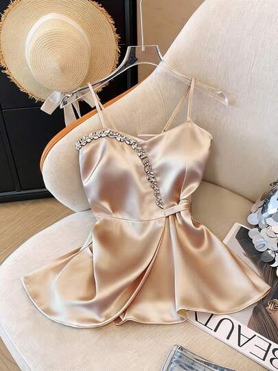 Franclia Women's Rhinestone Decor Casual Fashion Date Camisole Top