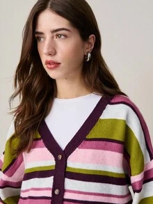 Nöista Cropped Button-Up Cardigan With Wide Horizontal Stripes. And Versatile For Spring, Spring Styling And Summer Casual Looks. - Red - View 5