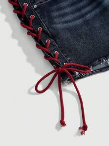 ROMWE Plus Size Gothic Heart Embroidery Pocket Design Drawstring Mini Super Short Denim Shorts - Blue - View 5