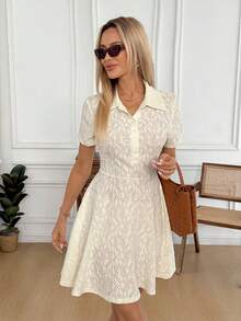 Easowa 女士休闲纯色镂空刺绣短袖连衣裙，夏季休闲服饰 - 米色 - 查看 3