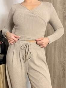 Bethéva 卡其色休闲罗纹长袖T恤和裤子套装 - 卡其色 - 查看 3