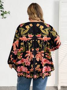 SHEIN CURVE+ Plus Size Vacation Women's Long Sleeved Round Neck Tied Pattern Top, Tropical Pattern Pattern Shirt/2026 /New Year - Multicolor - View 2
