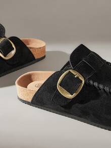 Solecia Women's Slip-On Flat Shoes Soft Leather Comfortable Commuter Versatile Style - Black - View 5