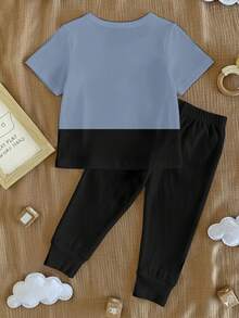 BATMAN X SHEIN 2件套男童休闲蝙蝠印花短袖上衣和修身睡裤套装，适合春夏穿着 - 彩色 - 查看 3