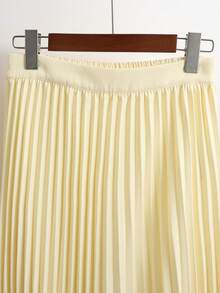 GlowEve 女士浅黄色领口图案装饰纽扣假口袋设计无袖上衣搭配百褶裙，优雅精致，适合情人节、复活节、劳动节、生日、约会、派对、正式场合、教师装、旅行、春季穿着。 - 淡黃色 - 查看 3