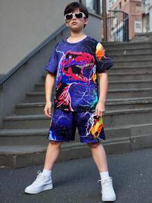 SHEIN 2件套青少年男童休闲简约圆领短袖衬衫短裤套装，夜视荧光恐龙图案，适合春夏穿着，日常穿着，运动，郊游，上学，聚会，节日，拍照。 - 彩色 - 查看 7