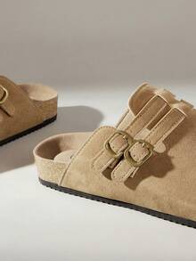 Solecia Women's Slip-On Flat Shoes Soft Leather Comfortable Commuter Versatile Style - Brown - View 5