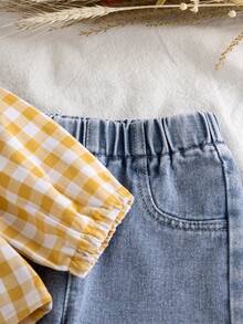 Vintaside Kids Bộ đồ bé gái gồm áo tay dài cổ tròn kẻ caro thêu hoa và quần jean rách, kiểu dáng thường ngày, phù hợp cho cả đi chơi và nghỉ lễ. - Màu vàng - Xem 5