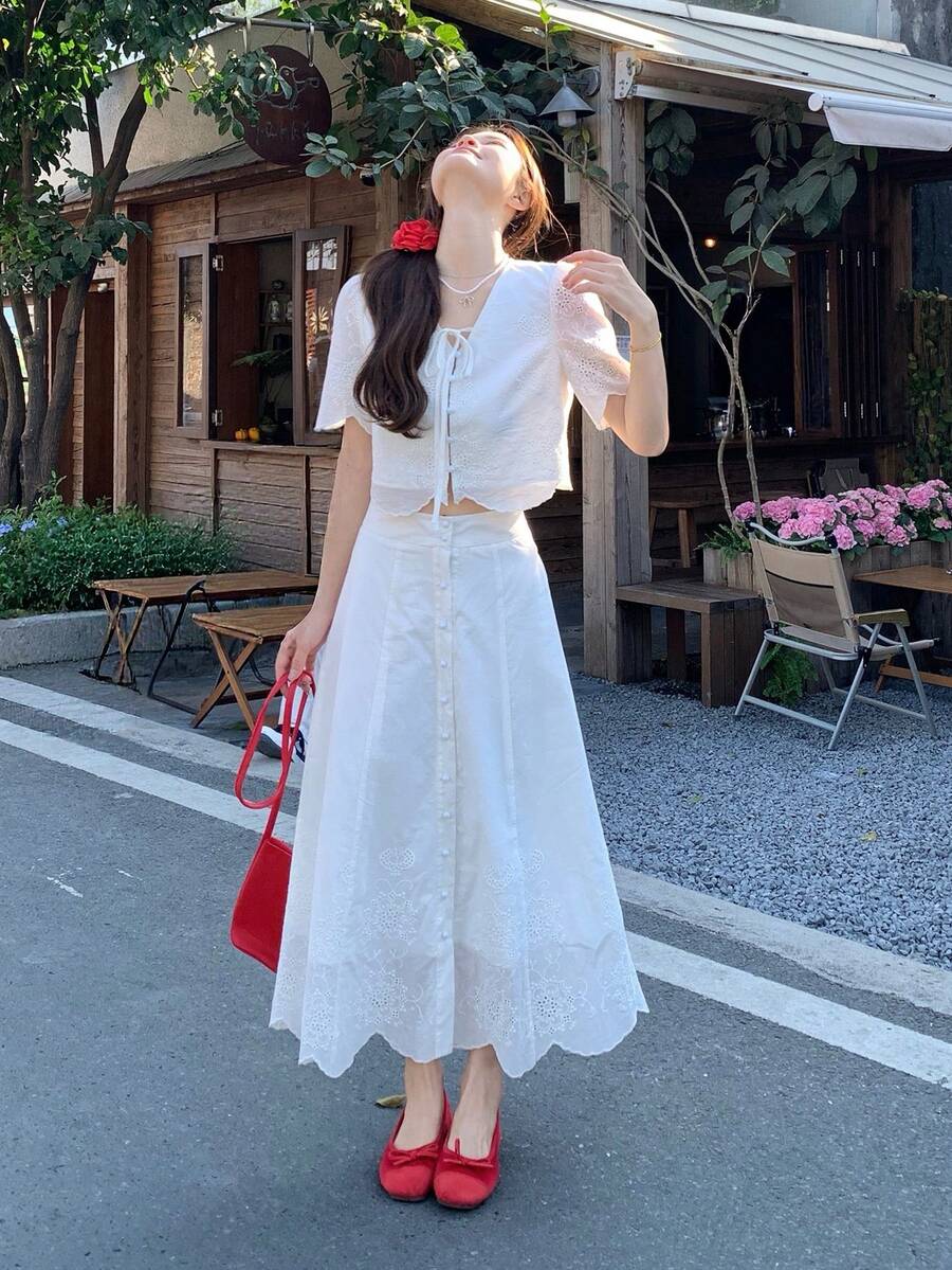 DAZY Bộ áo và chân váy kiểu Hàn Quốc dành cho nữ, phối ren, tươi tắn và thanh lịch, thích hợp cho các bữa tiệc, mùa xuân/hè. - trắng - Xem 1