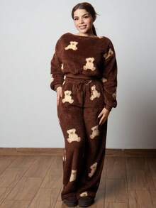 Lupita Cardoza 女款卡通熊图案抓绒斜肩卫衣和裤子套装，秋冬 - 棕色 - 查看 5