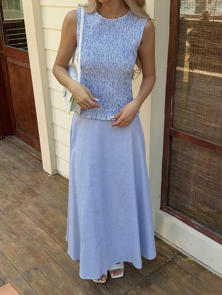 Livesso 女士春夏蓝色条纹吊带背心套装，饰有荷叶边，搭配同色直筒半身裙，优雅百搭，适合休闲、海滩、婚礼、约会等场合。 - 藍色 - 查看 1