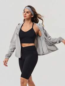 OutZeal 女士防晒夹克 纯色 徒步 健身 防紫外线 轻便 带帽 夏季户外夹克 - 灰色 - 查看 10