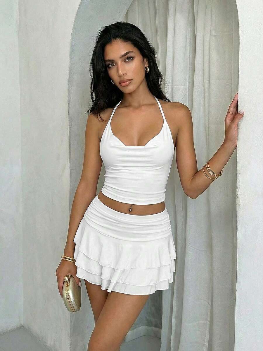 Glamine 白色性感V领不对称露背吊带无袖迷你裙套装，两件套，秋季服装，节日派对嘉年华套装，街头服饰，女士夜店套装，约会之夜套装，女士生日套装，尽显优雅气质，派对必备，圣诞套装，情人节套装，新年套装，婚礼派对套装 - 白色 - 查看 1