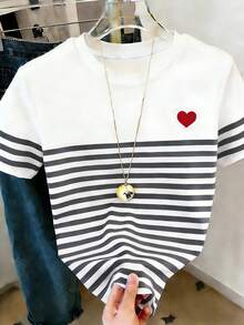 Resyla Standard Fit Heart Striped Digital Print T-Shirt - Multicolor - View 4