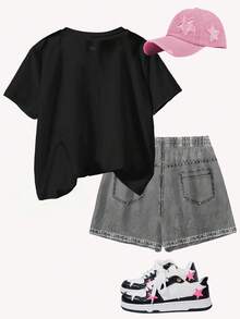 SHEIN Leap Crew 休闲街头时尚心形和脸部涂鸦印花，青少年女孩简约短袖上衣和短裤两件套，适合夏季 - 彩色 - 查看 2