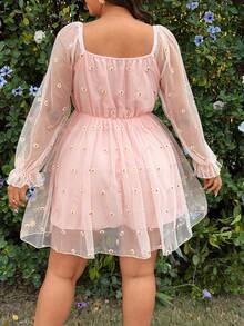 Sunnyshic Romantisches A-Linien-Kleid mit Raffungen, quadratischem Ausschnitt und Tüll-Gänseblümchen-Muster in Große Größen - Pink - Übersicht 2