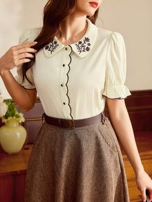 Vintamour Elegant Women's Coffee Brown Summer Tea Party Blouse,Vintage Floral Embroidery Peter Pan Collar Contrast Trim Button Casual White Top For Vacation - Beige - View 2