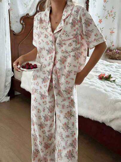 CottageSlumber بيجامة نسائية مجموعة قصيرة الأكمام بطبعة زهور رومانسية