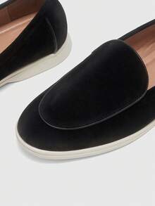 CUCCOO BIZCHIC Women's Casual Versatile Flat Loafers For Daily Commute Valentine's Day - Black - View 7
