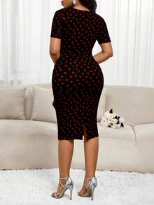 SHEIN Lady Schwarzes Herzprint Wickel-Rüschen-Saum Figurbetontes Mini-Kleid - Schwarz - Übersicht 2