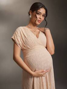 Cheriluna Maternity Elegant French Style Loose V-Neck Dropped Shoulder Pleated A-Line Lace Maternity Photography Dress - Apricot - View 4