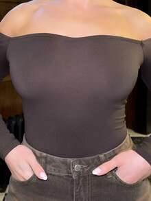 Bethéva Off Shoulder Solid Bodysuit - Coffee Brown - View 3