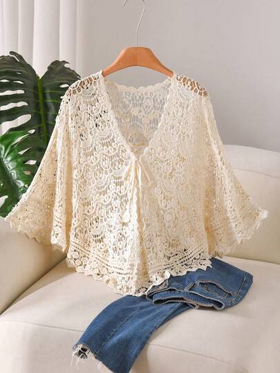 CosyJoli 大码蕾丝镂空系带罩衫，轻薄透气，适合春夏度假穿着