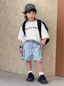 SHEIN Little Byeori 男童新款时尚休闲柔软浅色水洗泰迪熊图案宽松牛仔工装短裤，适合春夏穿着，适合儿童春夏日常穿着、街头风、沙滩装、度假装、休闲装，图案短裤，适合4岁男童，夏季短裤，休闲短裤 - 淺色水洗藍 - 查看 5