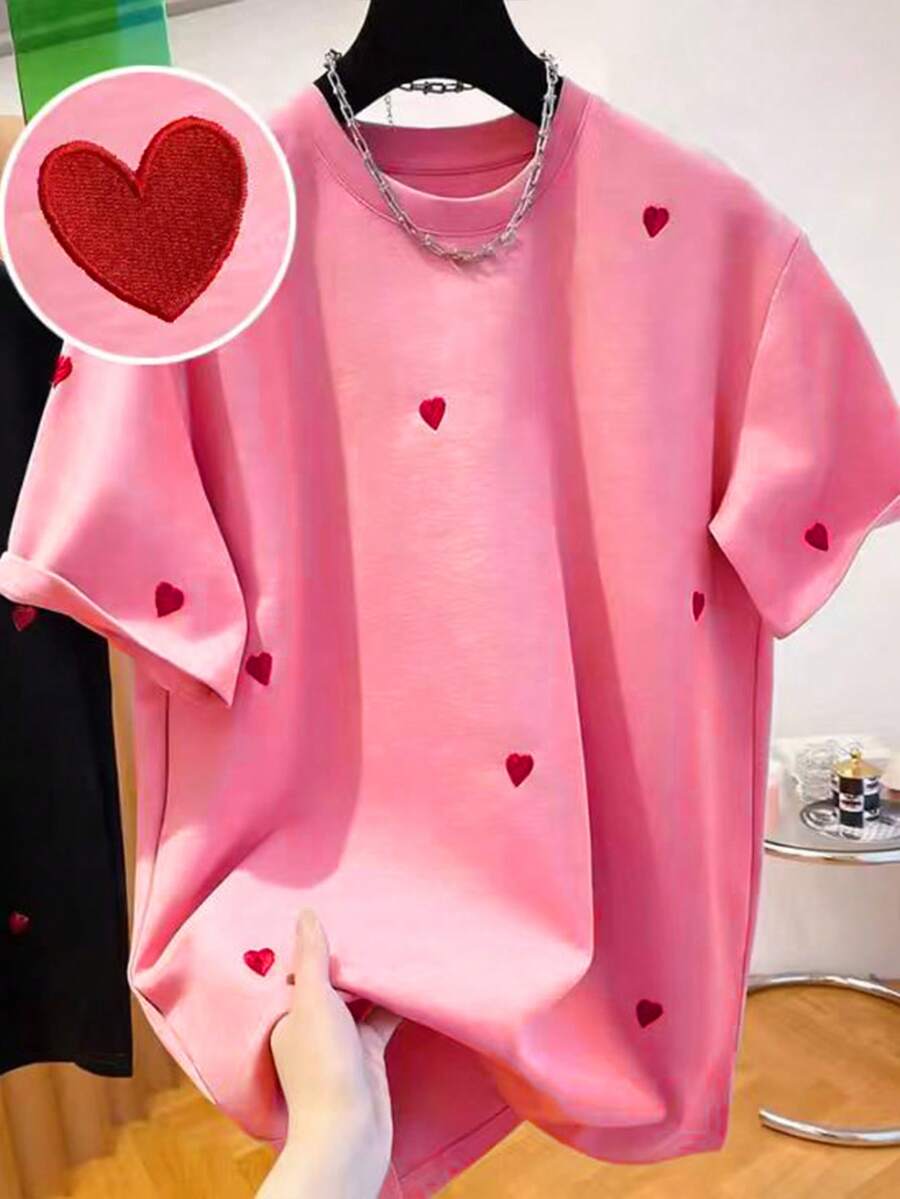 Resyla Women's Round Neck Heart Embroidery T-Shirt - Round Neck Casual Top - Lightweight T-Shirt Suitable For All Seasons - Pink - View 1