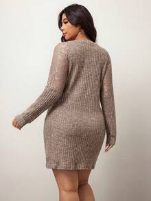 Enliva Plus Size Women's Lace Patchwork Dress, For Apple & Rounded Body Shape - Khaki - View 2