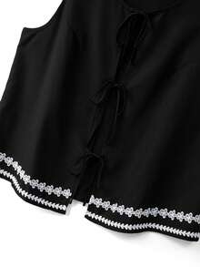 SHEIN LUNE Women's Plus Size Faux Linen 2 Pieces Set,Summer Elegant Black And White Lace Patchwork Crew Neck Top And Shorts Set,Tea Party Vacation Outfit Sets - Black - View 6