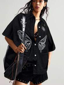 Bohemela 女士蝴蝶花卉印花落肩单排扣休闲牛仔衬衫 - 黑色 - 查看 3