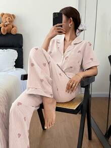 Dream Adore Bộ đồ ngủ nữ tay ngắn cổ bẻ in hình trái tim kẻ sọc - Hồng - Xem 4