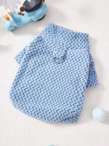 PETSIN 这款轻盈的涤纶面料宠物外套防风、保暖、透气且舒适，半拉链设计方便穿脱，合身时尚，简约帅气，适合狗狗、猫咪、斯芬克斯猫等各种猫咪，秋冬季室内外日常休闲散步玩耍皆宜，时尚保暖，是宠物衣橱的必备单品。 - 彩色 - 查看 13