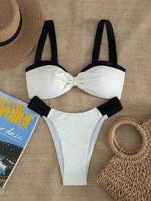 Bộ bikini 2 mảnh tối giản đen trắng mới về của Swim Chiccia dành cho nữ, áo quây thắt nơ phía trước với dây đeo vai rộng có thể điều chỉnh, quần cạp cao ôm sát với mảng phối màu tương phản bên hông, phong cách retro ven biển Y2K, hoàn hảo cho kỳ nghỉ hè ở bãi biển, tiệc bể bơi và những chuyến đi nghỉ dưỡng, lễ hội âm nhạc. - Đen và trắng - Xem 7