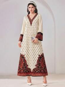 Ivory & Burgundy Paisley Print Modest Maxi Dress - V‑Neck Kaftan Style, Long Sleeves, Boho Border Hem,  Resort & Dinner Dress Casual Modest Arabic Style Dress - Multicolor - View 3