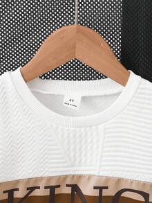 SHEIN 2件套男童小熊印花拼接短袖T恤和短裤套装，适合休闲、度假、运动、夏季穿着 - 卡其色 - 查看 7