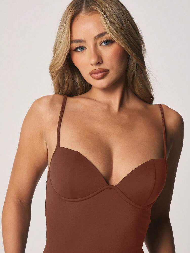 MISSGUIDED Love Heart Neck Fitted Jumpsuit With Spaghetti Straps And Underwire Bust Detail For Casual Occasions