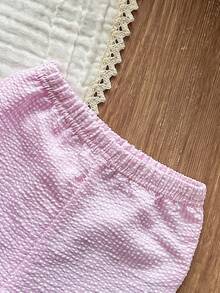 SHEIN Vintaside Kids 2件套女婴幼儿/新生儿0-3岁春夏休闲日常可爱度假条纹蝴蝶结装饰吊带背心+短裤套装 - 粉色 - 查看 5