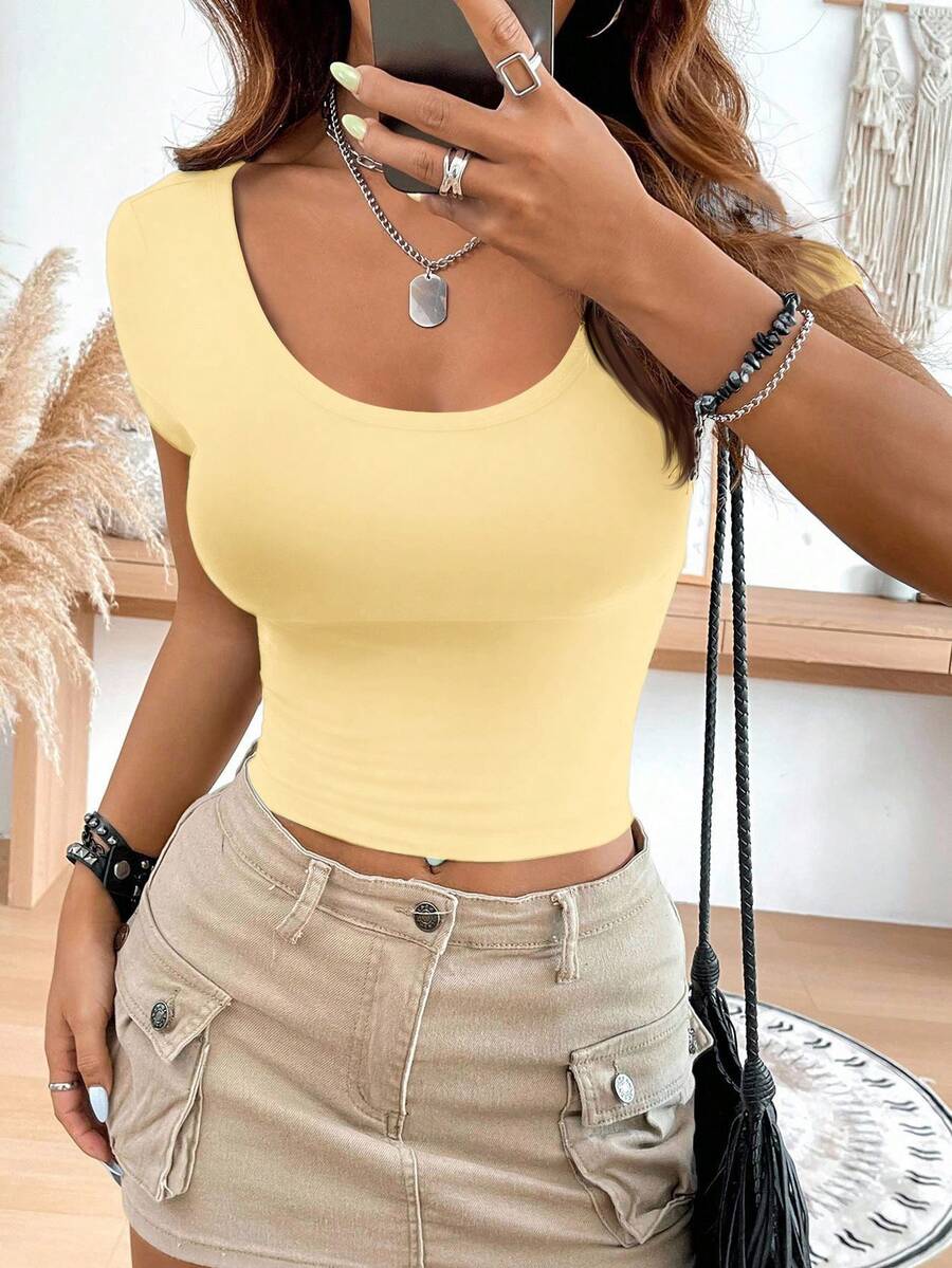 SHEIN EZwear Áo thun nữ màu đen ôm dáng, cổ tròn, tay raglan, phong cách tối giản thường ngày, màu vàng kem. - Màu vàng ngỗng - Xem 1