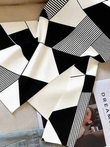 GlowEve 女士优雅通勤撞色拼接印花无袖上衣，侧开衩下摆 - 彩色 - 查看 4