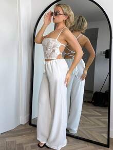 Bethéva 浪漫約會露背綁頸蕾絲白色女士背心 - 白色 - 查看 4