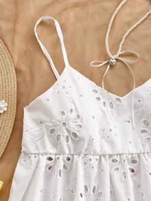 Soleia Bộ áo hai dây và chân váy ngắn họa tiết hoa, trang phục mùa hè kiểu Pháp ngọt ngào gồm 2 món. - trắng - Xem 6