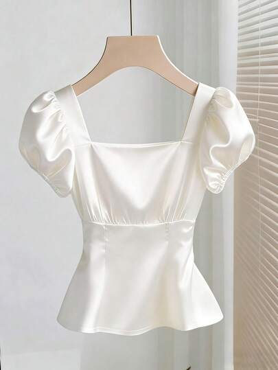 Franclia Women's Elegant Peplum Hem Tee With Square Neckline And Puff Sleeves, Minimalist Solid Color, Summer White Puff Sleeve Top Square Neck Blouse White Elegant Top Milkmaid Top White Peplum Top White Satin Top
