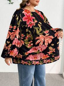 SHEIN CURVE+ Plus Size Vacation Women's Long Sleeved Round Neck Tied Pattern Top, Tropical Pattern Pattern Shirt/2026 /New Year - Multicolor - View 7