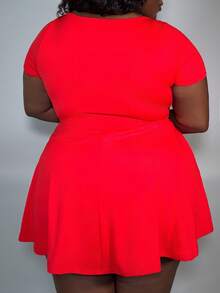 Truni Plus Size Solid Color Square Collar Pocket Casual Short Sleeve Romper, Summer, For Pear Triangle Body Shape - Red - View 5