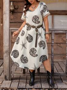 SHEIN LUNE Plus Size Peplum Hem Printed Vacation Leisure Dress Maxi Women Outfit - Black and White - View 7
