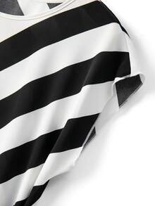 SHEIN Franclia 女士休闲时尚圆领插肩袖连衣裙，前系蝴蝶结条纹复古连衣裙 - 黑與白 - 查看 5